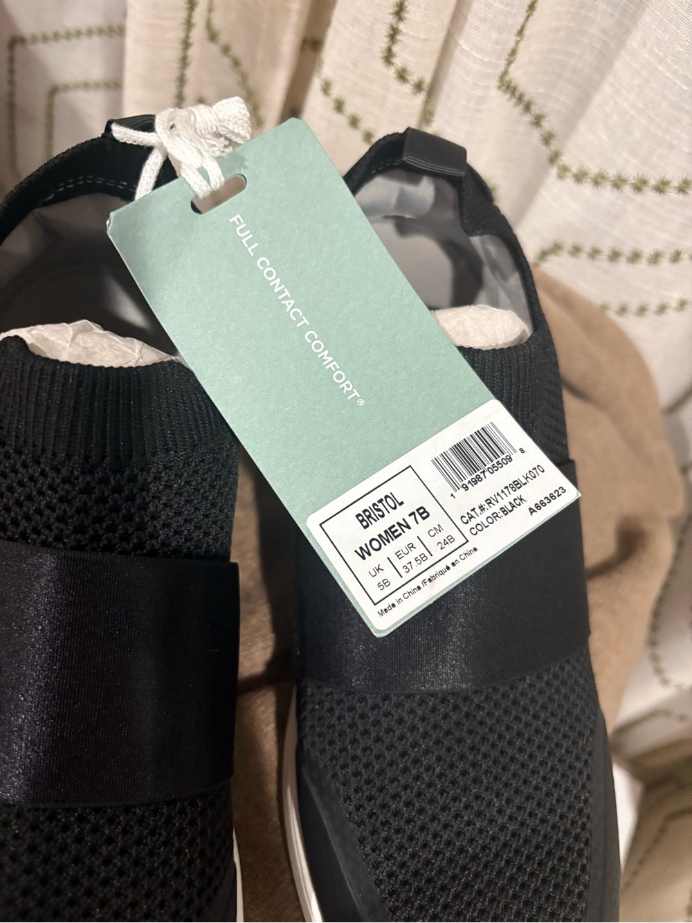 REVITALIGN Women's Bristol Slip On Sneaker Size 7 - Picture 2 of 8